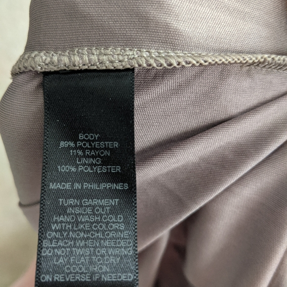 Express Dress - Picture 10 of 11